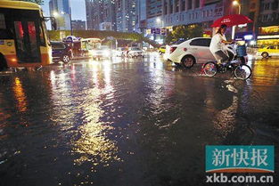 实拍广州暴雨水浸街，城市内涝的警示与思考