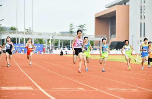 震惊！一名仅12岁的少年百米冲刺创纪录，跑出了惊人的成绩！