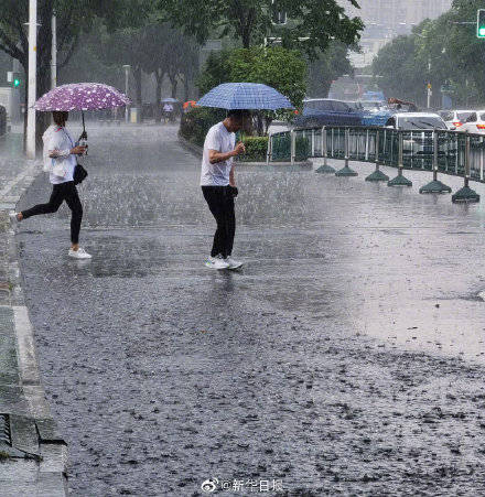 台风中心南京短暂停留的影响与应对