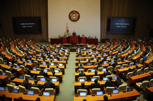 韩国国会弹劾案，尹锡悦的政治考验